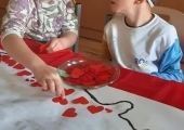 1000074928